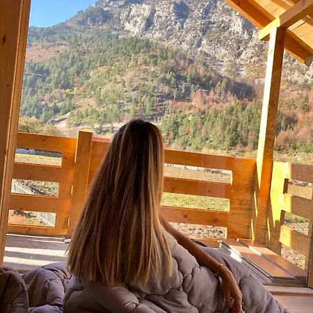 Jezerca Holiday home *