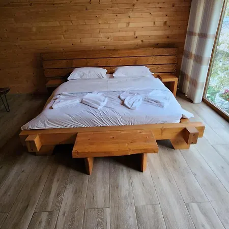Holiday home Jezerca *