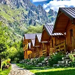 Semesterbostad Jezerca Valbona