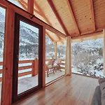 Jezerca Σπίτι διακοπών *