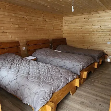 Jezerca Tatil Evi *