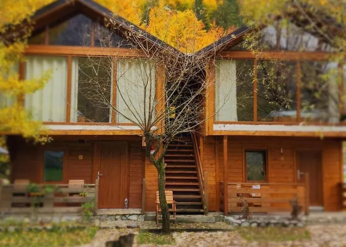 Jezerca Semesterbostad Valbona